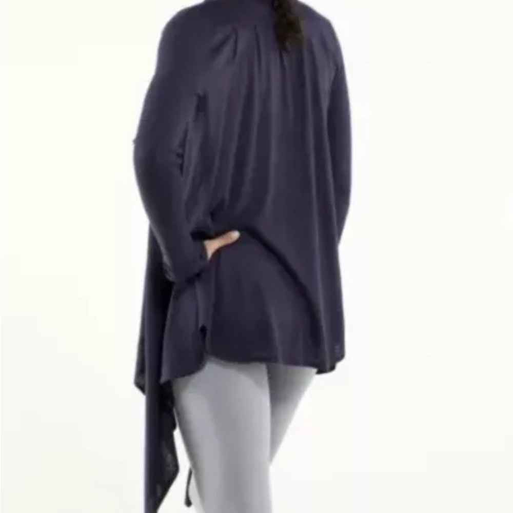 LULULEMON UNIVERSAL SWEATER - Picture 4 of 8